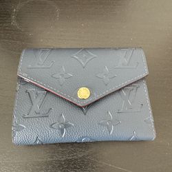 LV Wallet card And Cash Holder