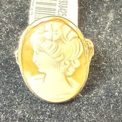 Antique Cameo Ring 