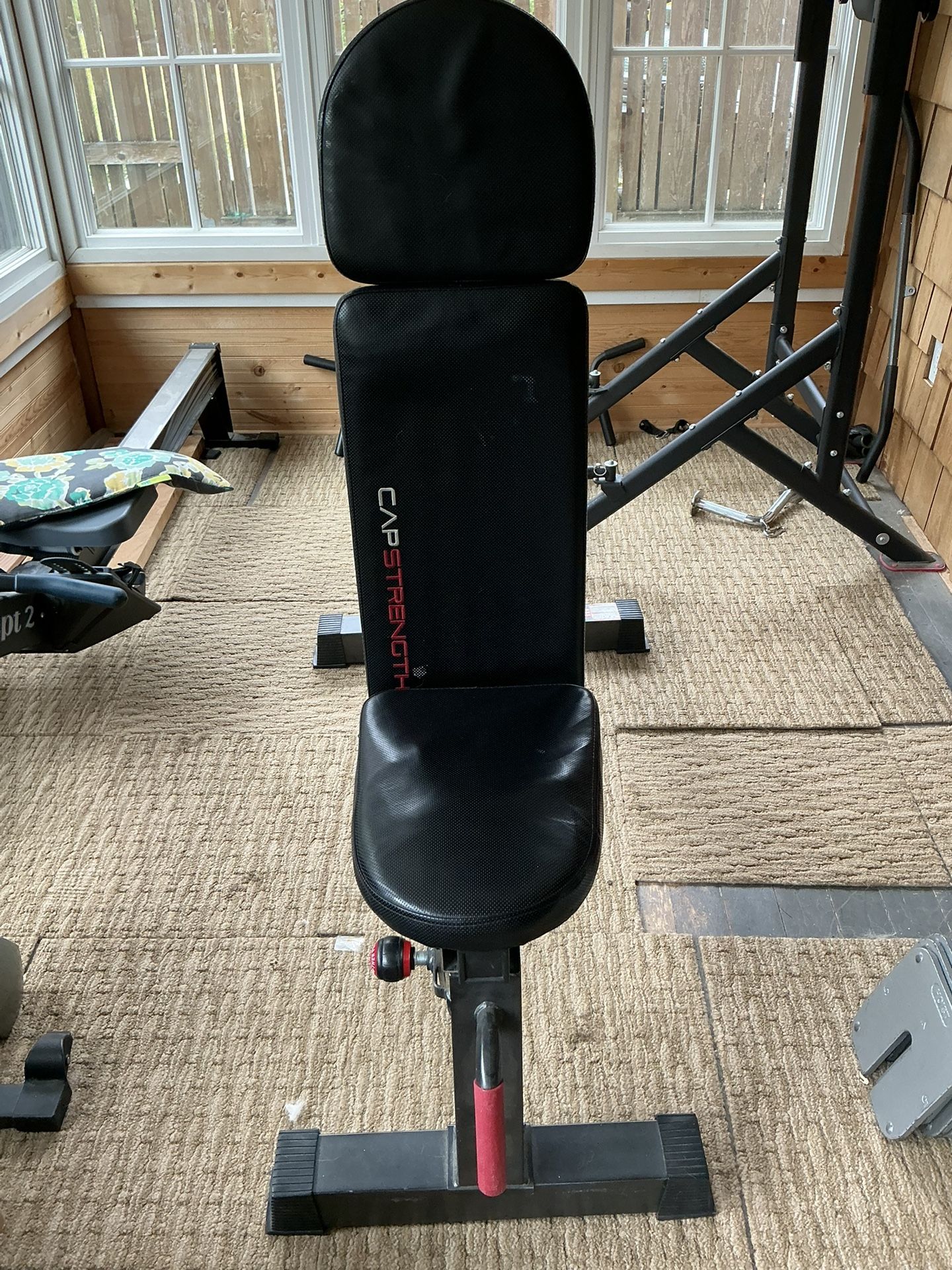 Cap Strength Exercise Bench