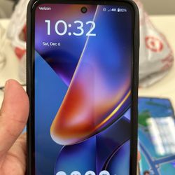 Lightly Used Moto G 2025 5g 64gb Unlocked With Case For 120
