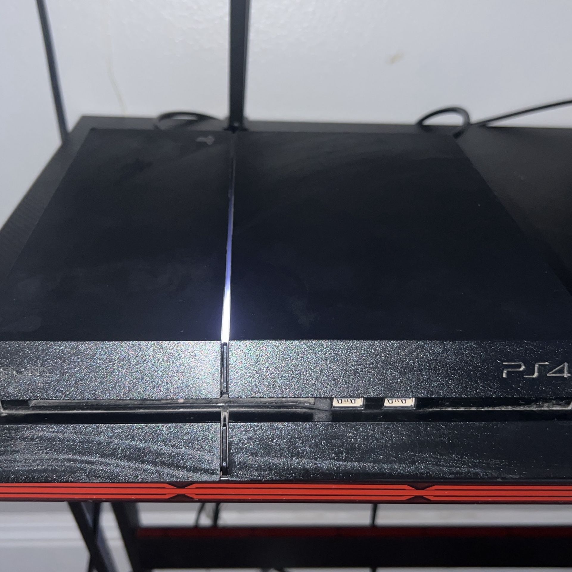 Ps4 500GB w/ red controller