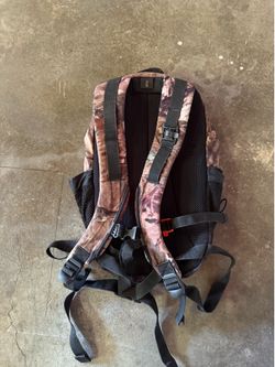 Small cabelas hunting backpack.