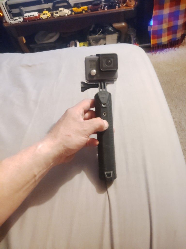 *****GOPRO HERO GOOD CONDITION 50$*****