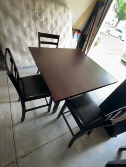 Dining Table Set