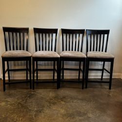 4 Bar Stool Height Chairs