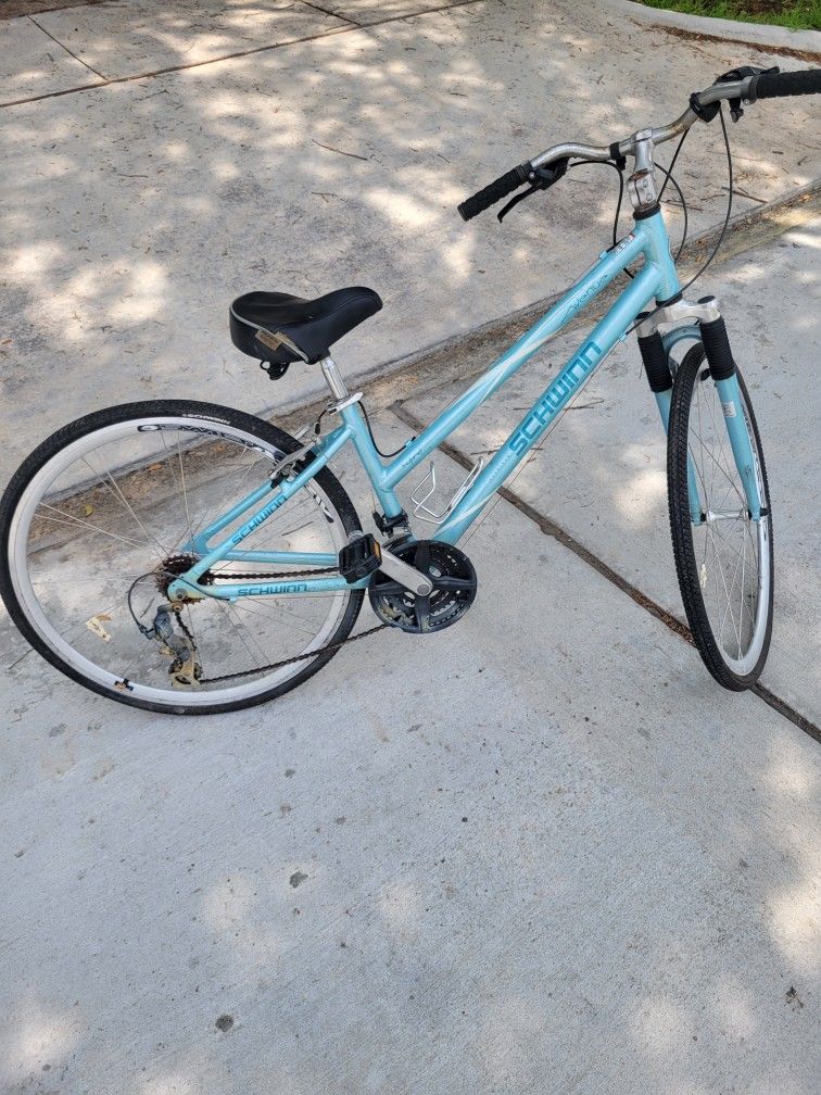 Schwinn Bike 700