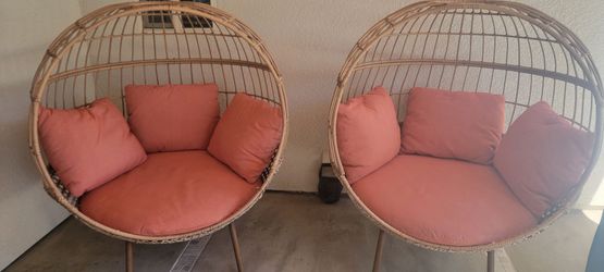 XL egg chairs