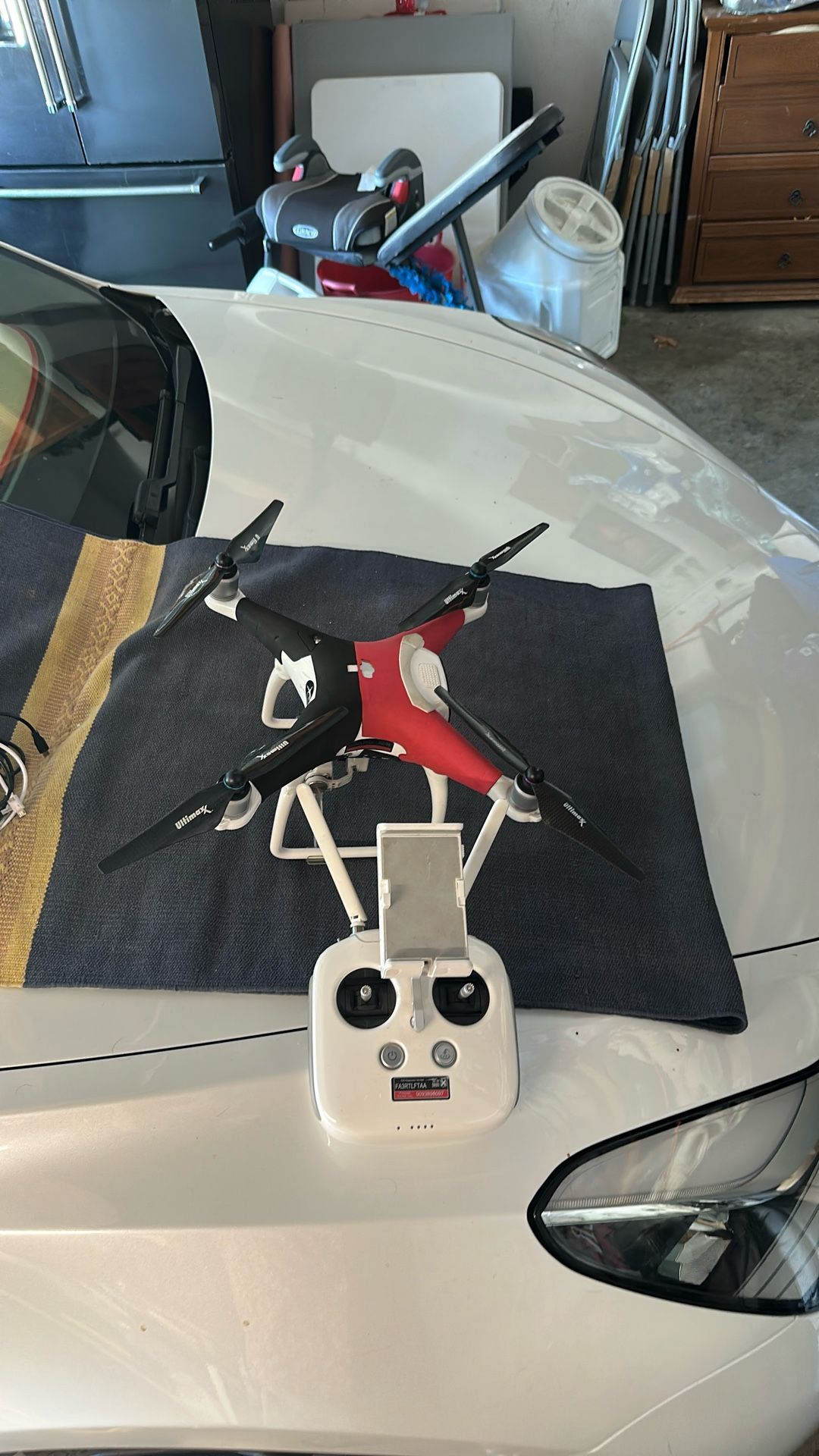 Phantom 4 Model 330A
