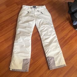 Snow Pants Medium Size 25$ No Stains 