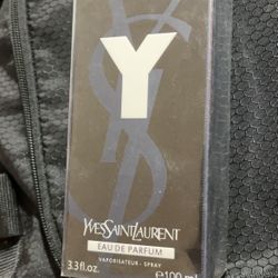 Yves Saint Laurent 