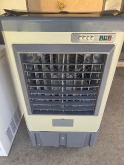 Large mobile evaporative air cooler