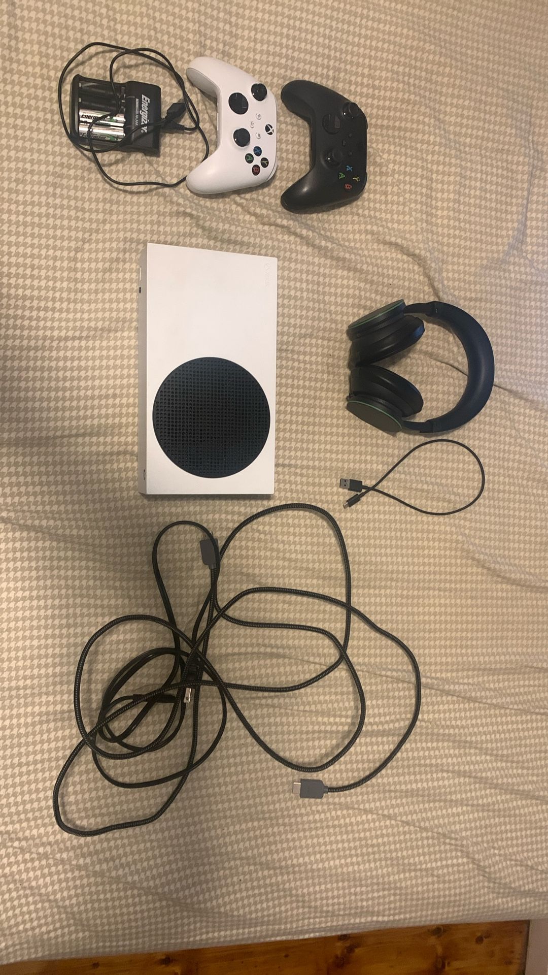Xbox series S + Accessories