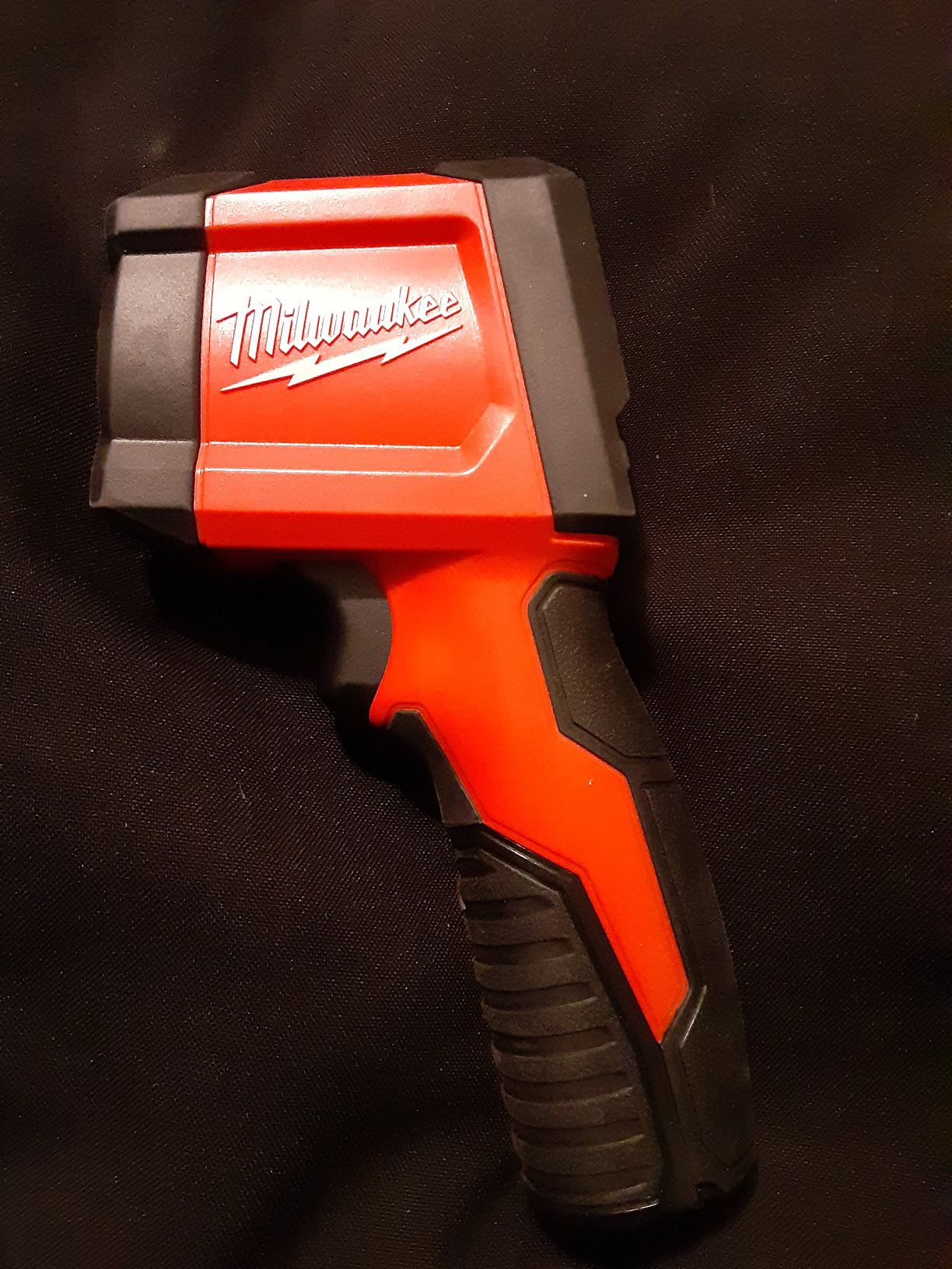 Brand new Milwaukee temperature reader laser
