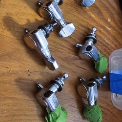 Guitar Parts/ Tuners 