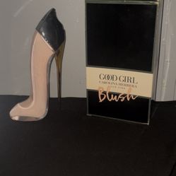 Carolina Herrera Perfume