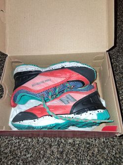 New balance))Like new 20 bucks
