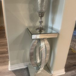 Side Piece Mirror Table