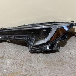 2024-2025 TOYOTA COROLLA HEADLIGHT