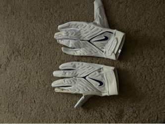 Tcu gloves
