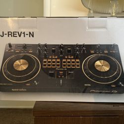 DJ Controller