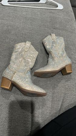 Girls Gold Cowboy Boots