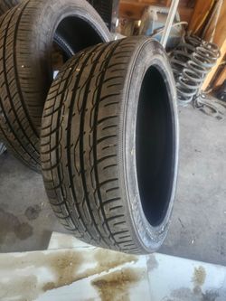 265/35/R22    2 tires  only