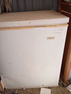 Frigidaire deep freezer for