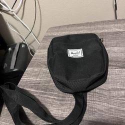 Hershel Small Bag With Red And White Stripes On Inside 