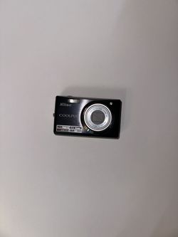 Nikon Coolplx S560 Y2K Camera Vintage
