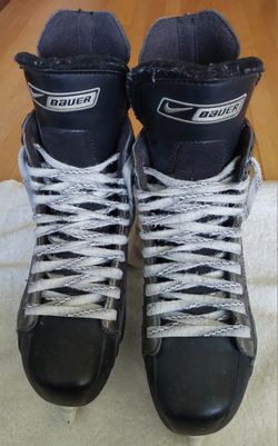 Bauer size 8.5 hockey skates
