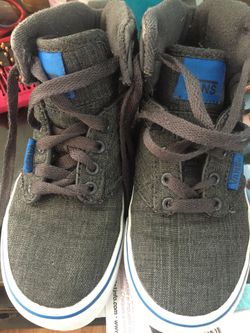 Vans for boys 10size
