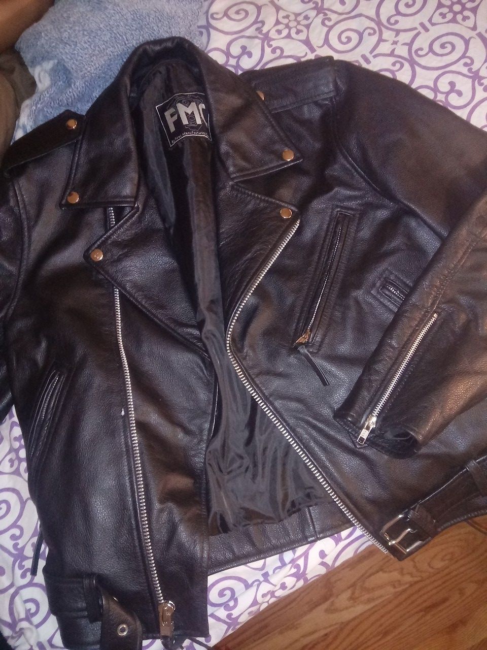 Brand new leather jacket! For man or woman