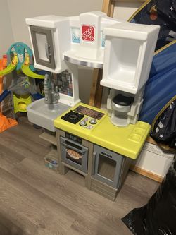 Play Kitchen