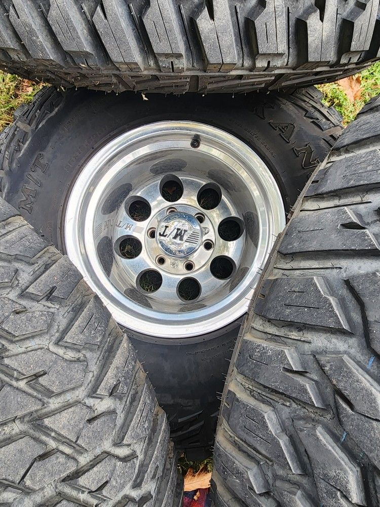 Chevy 6 Lug Mickey Thompson Wheels W 35 Mud Tires for Sale in Turlock