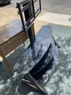 Tv Stand With 3 Display