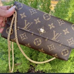 International Wallet