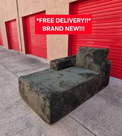 Brand New Boneless Lounge
