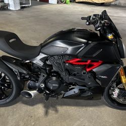Ducati Diavel 1260 S