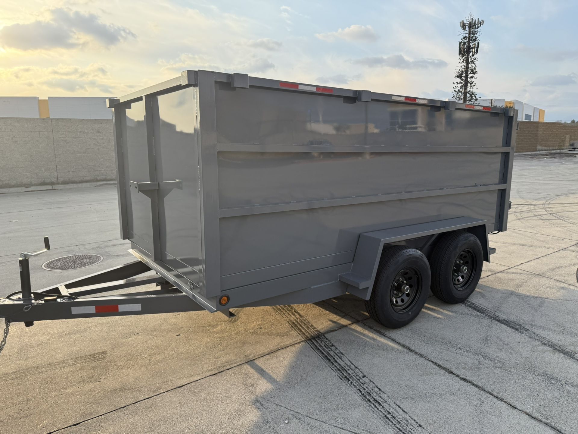 Hydraulic Dump Trailer
