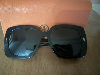 Tory Burch Oversized Glasses