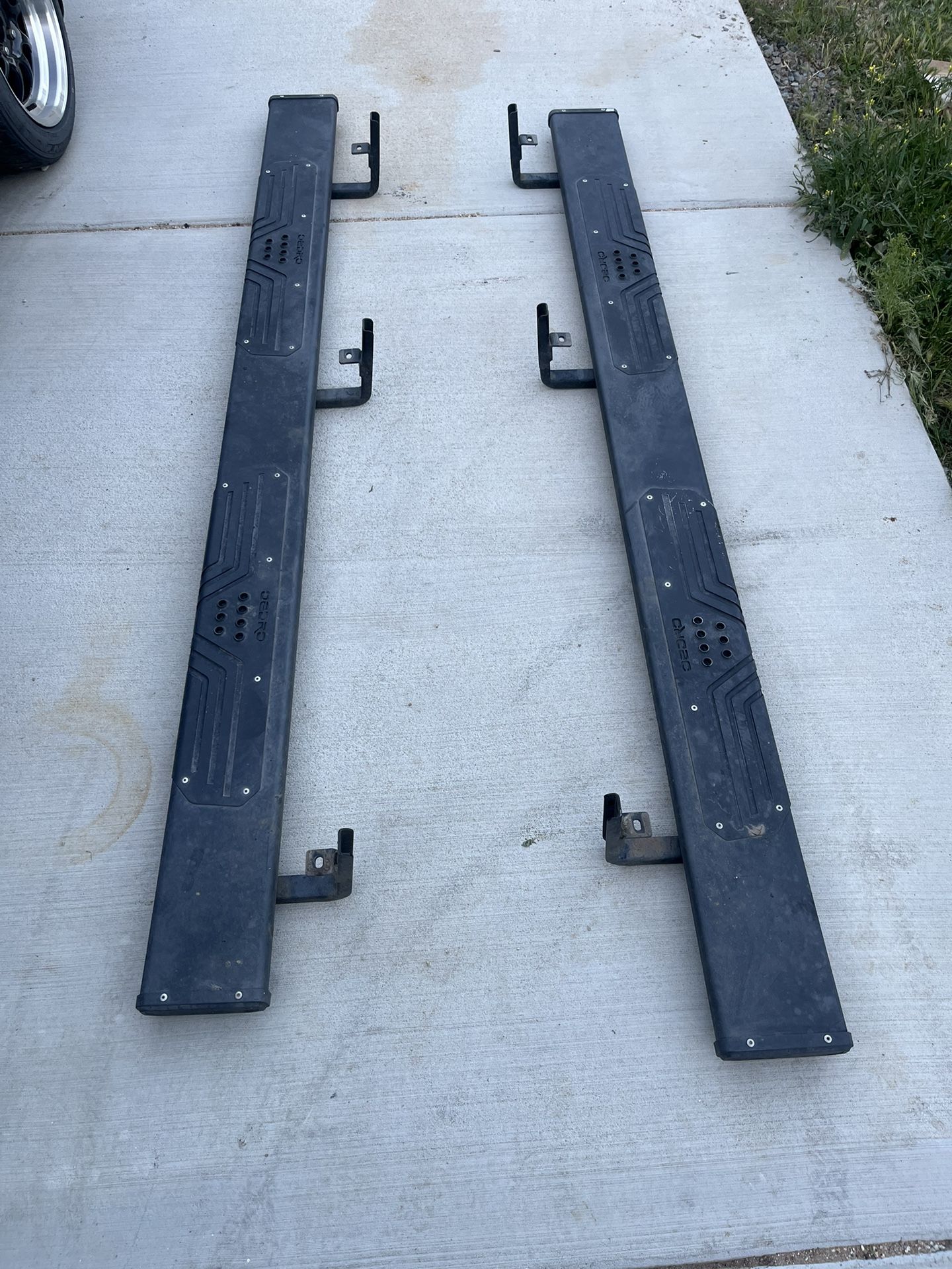 Running Boards And Hardware 