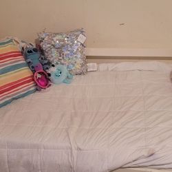 Twin Bed