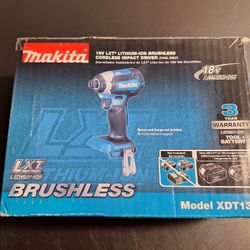 Makita Cordless Impact Driver/XDT13Z