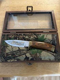Buck Knife Team Real Tree #O23