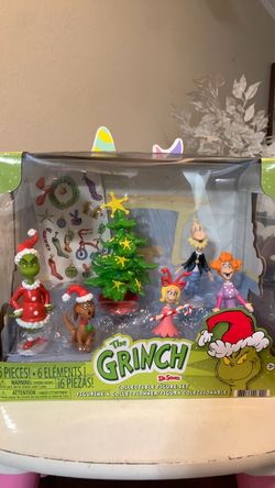 The GRINCH Dr. Seuss Collectible Figure Set