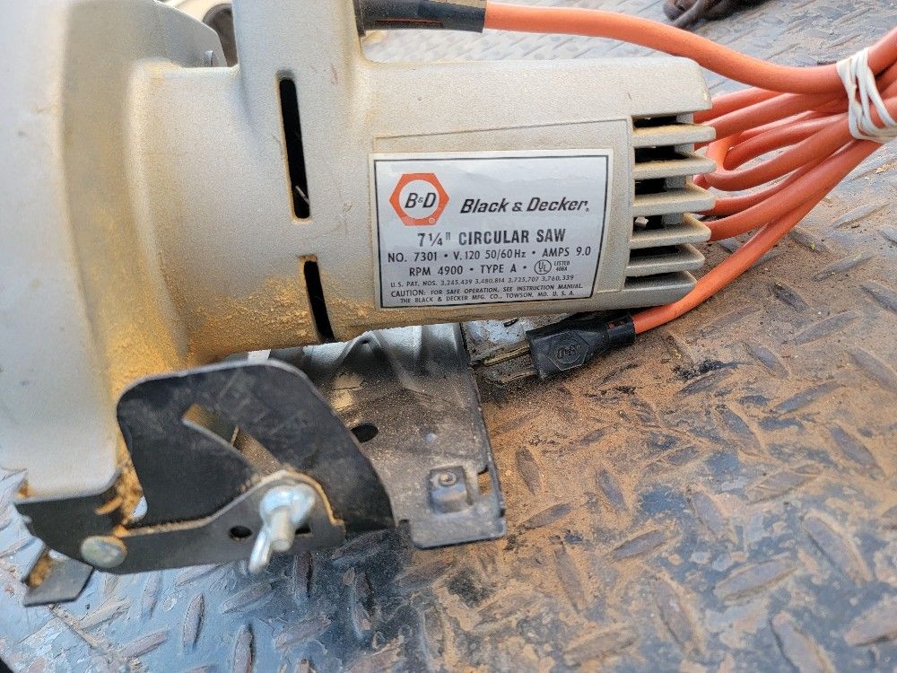 Black And Decker 7 1/4 Circular Saw