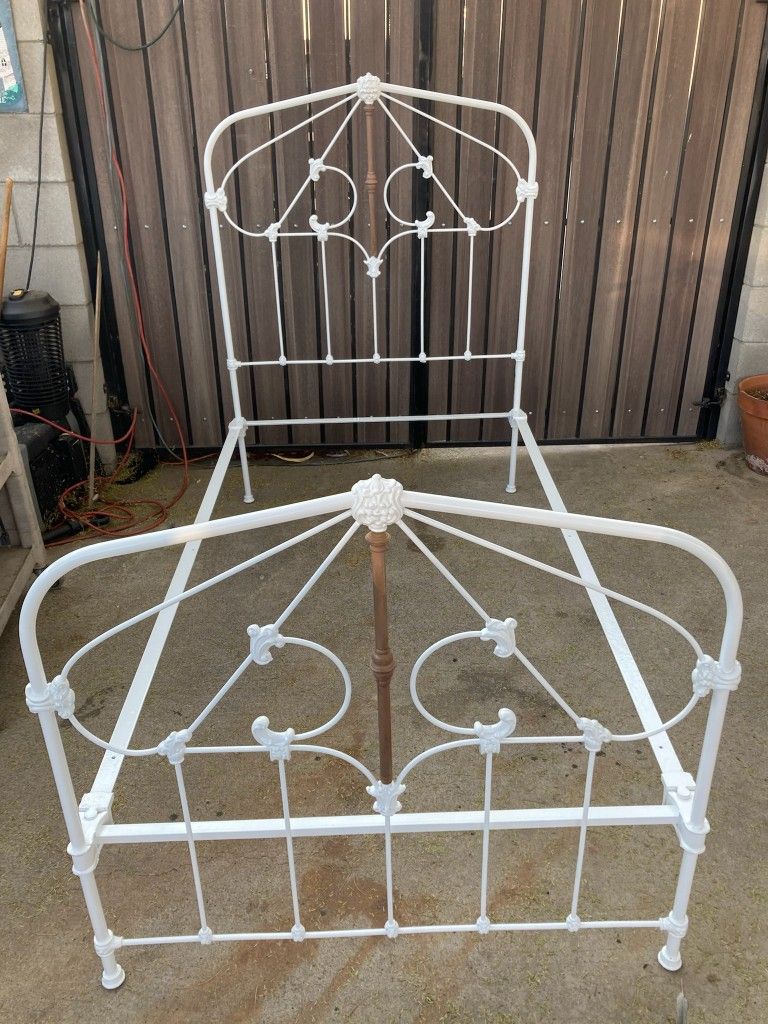 Antique Twin Bed Frame Metal Cast Iron Powder Coated