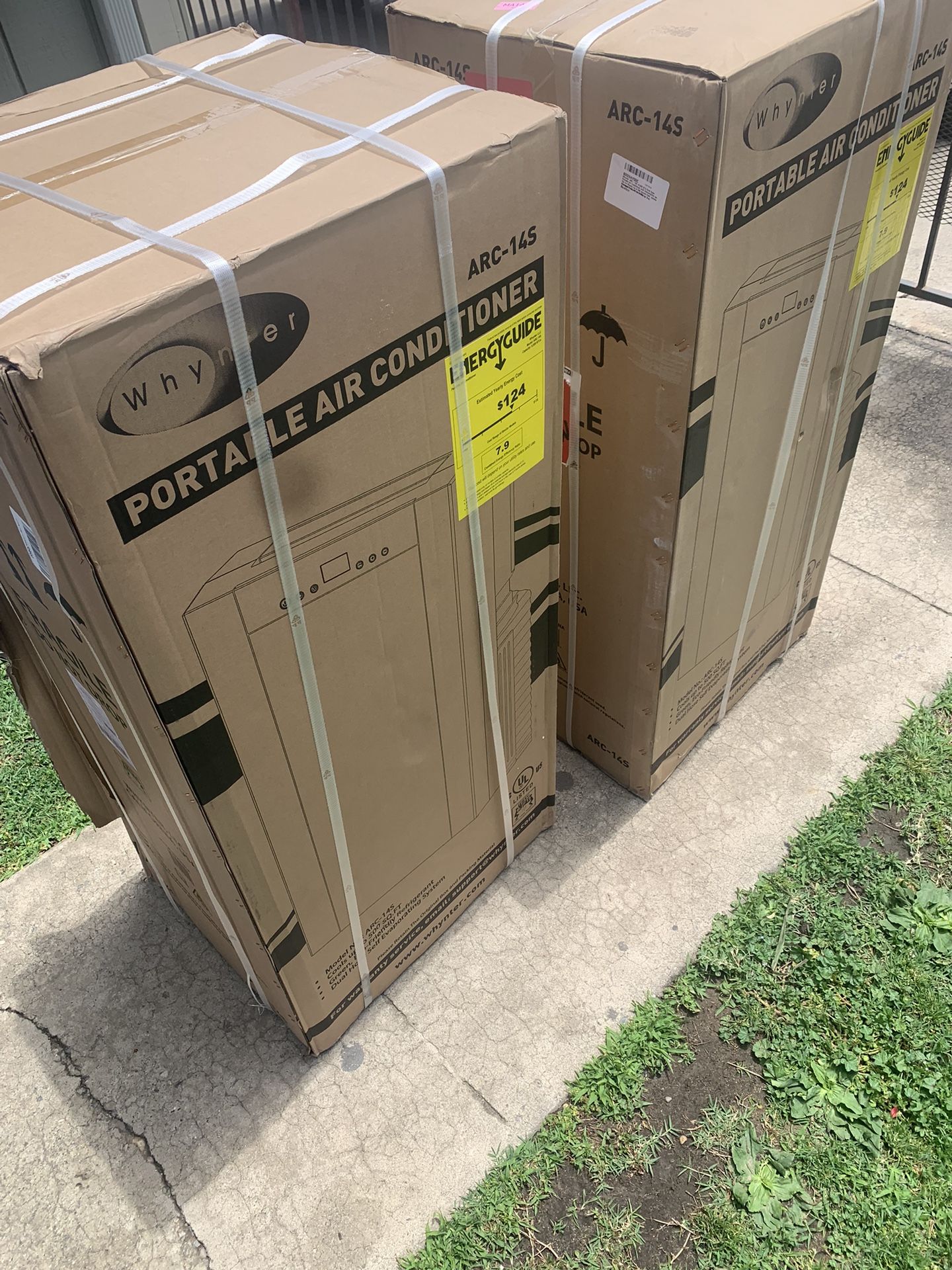 BRAND NEW DUAL HOSE WHYNTER PORTABLE AIR CONDITIONER 14,000 BTU  