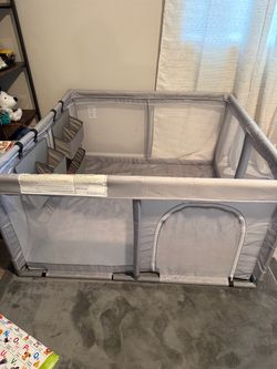 50 × 50 Inch Baby Playpen with 2 hanging Organizers.