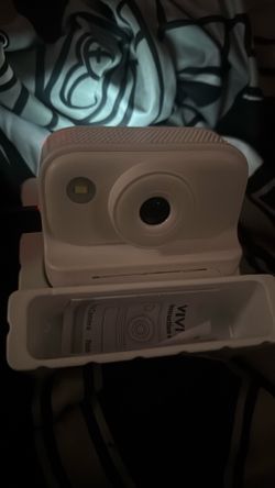 Instant print digital camera